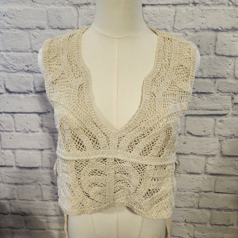 House of Harlow 1960 NWT Crochet Sleeveless Crop Top One Size Boho 100% Cotton